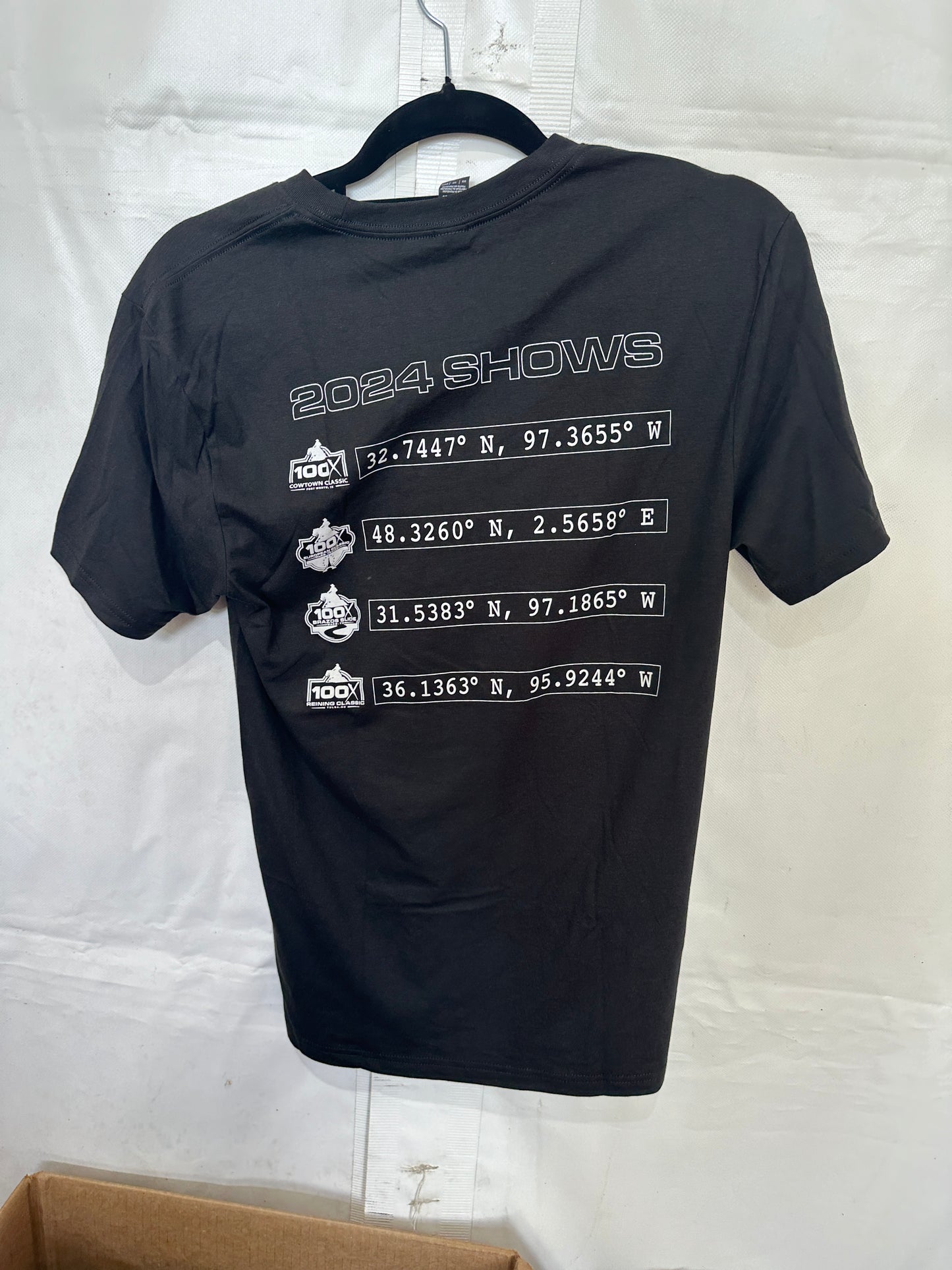 T-Shirt: Black 100X Show Coorindates